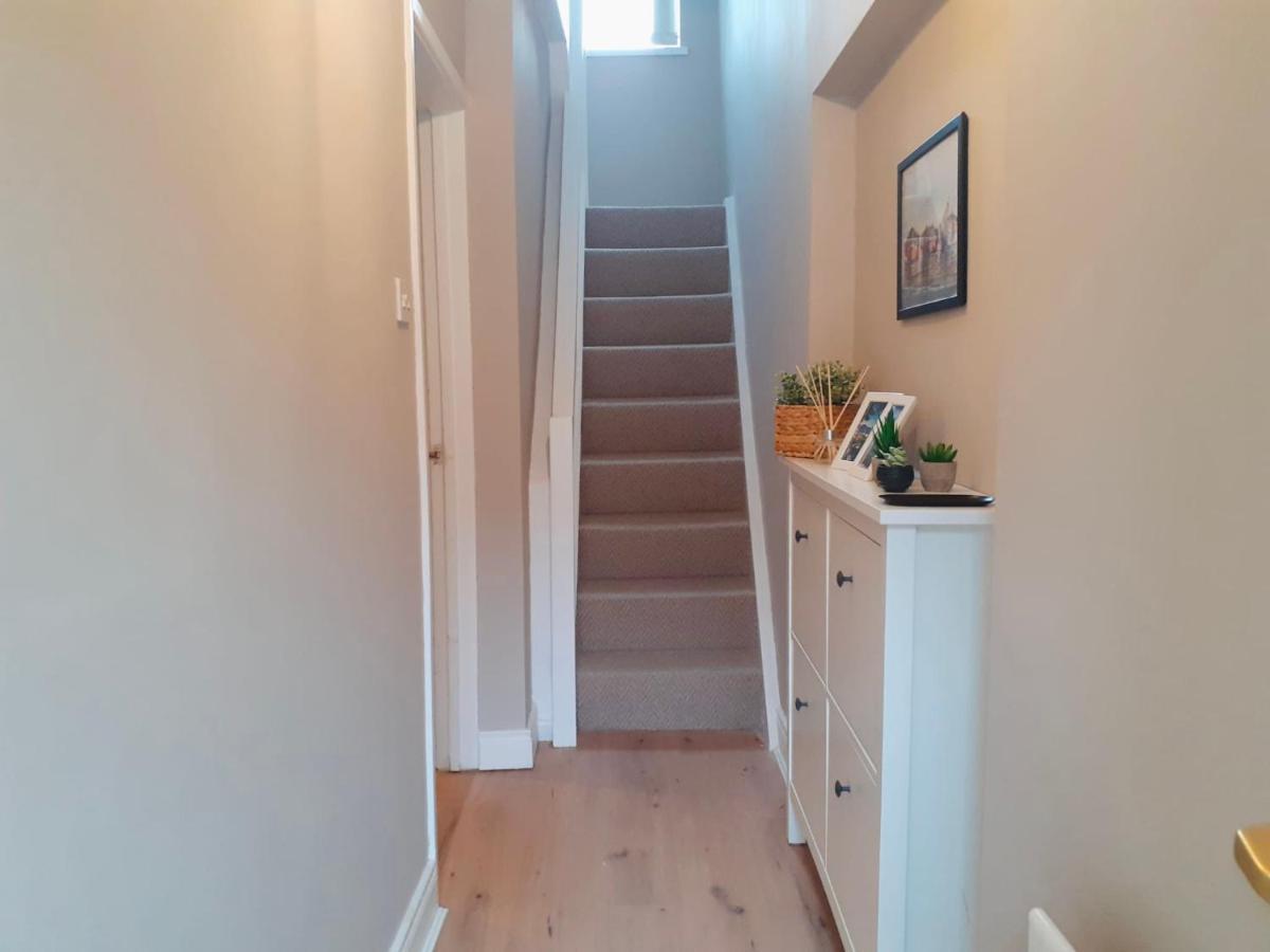 J&S Downtown Sky Attic House Apartment Belfast Exterior photo